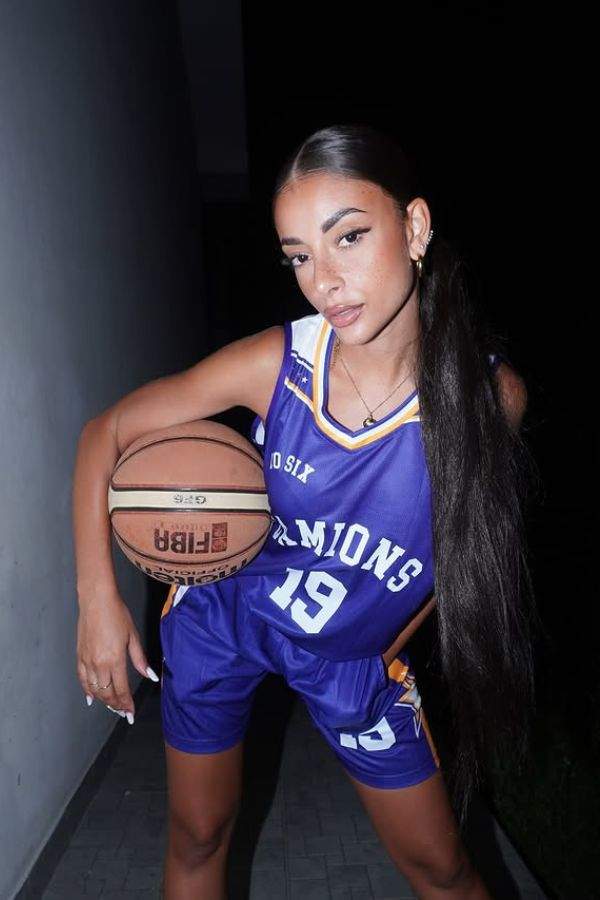 Naomi Vignoni Onlyfans