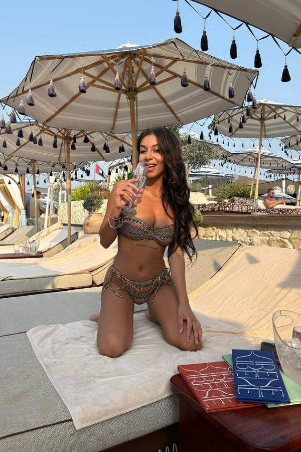 sara santos onlyfans