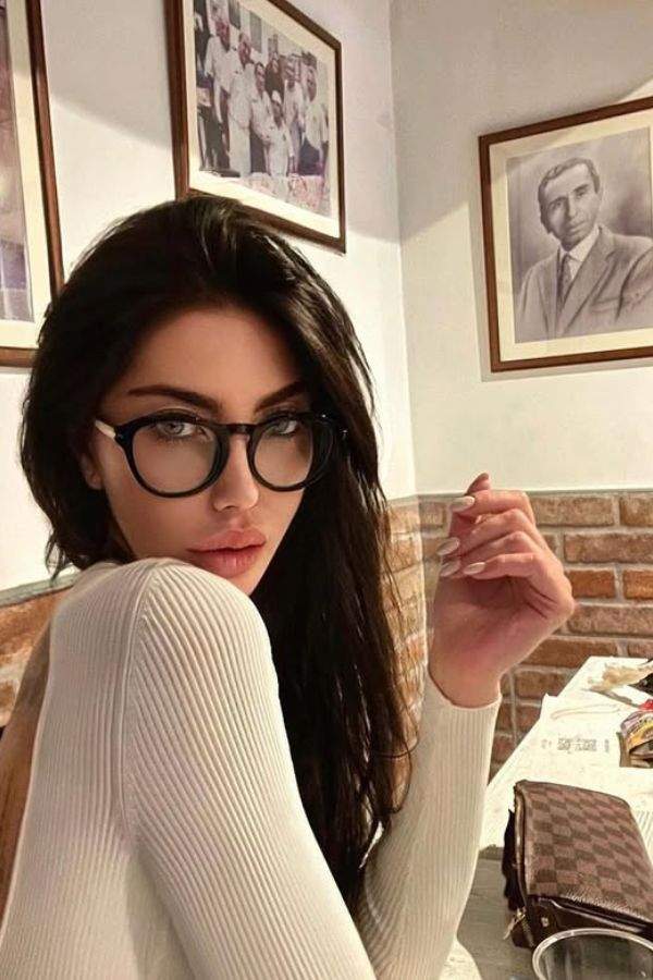 sara montagna onlyfans