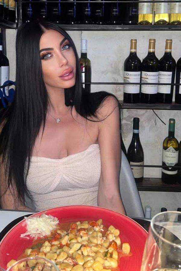 sara montagna onlyfans