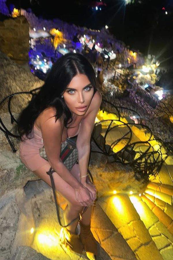 sara montagna onlyfans