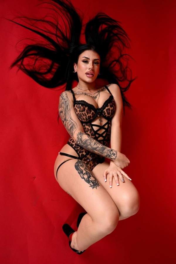 alice la guardia onlyfans