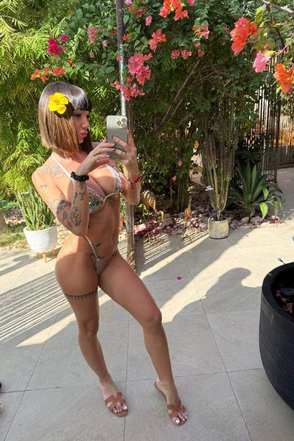 silvia minute onlyfans