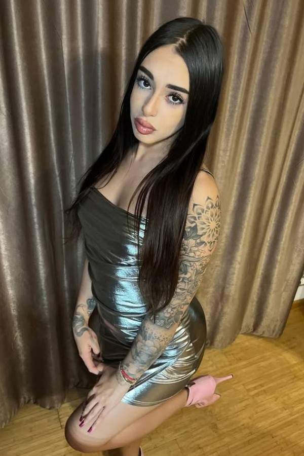 selene gucci onlyfans