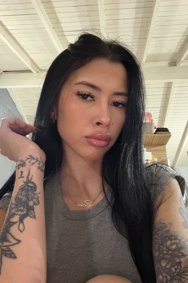 Zoe Valenti OnlyFans